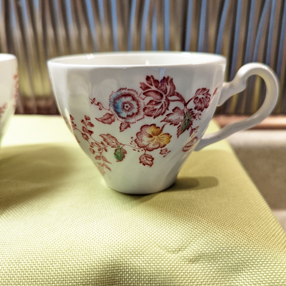 Vintage. Cups.  B03 - Picture 4 of 4